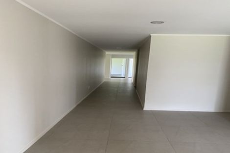 Photo of property in 10 Bycroft Road, Karaka, Papakura, 2578