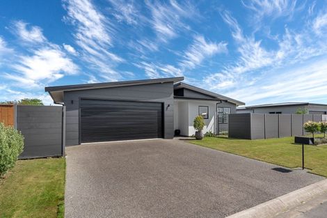 Photo of property in 19 Plains Avenue, Masterton, 5810