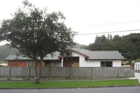 Photo of property in 133 Rata Street, Naenae, Lower Hutt, 5011