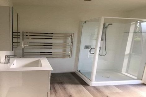 Photo of property in 141 Kent Street, Kingston, Athol, 9793