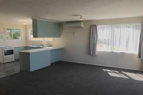 Photo of property in 50b Dowse Drive, Maungaraki, Lower Hutt, 5010