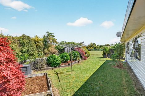 Photo of property in 2/35 Fairview Terrace, Waipahihi, Taupo, 3330