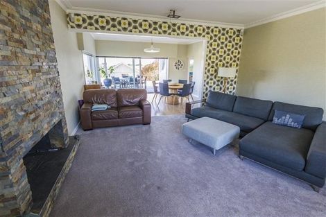 Photo of property in 11 Fillis Street, New Plymouth, 4310