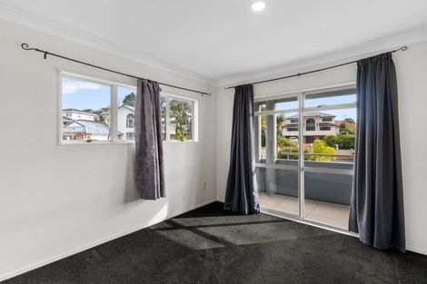 Photo of property in 18 Belleaire Court, West Harbour, Auckland, 0618