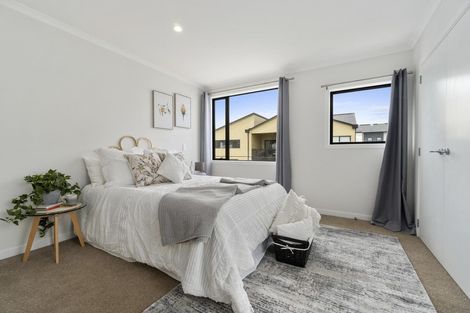 Photo of property in 8 Frank Gill Road, Hobsonville, Auckland, 0616