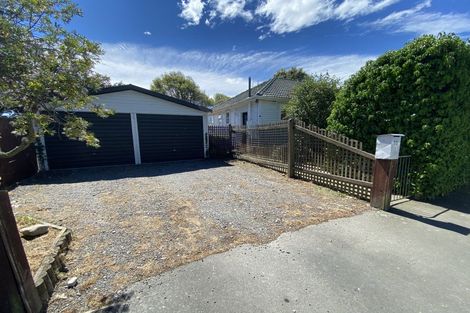 Photo of property in 33 Blighs Road, Bryndwr, Christchurch, 8053