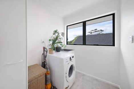 Photo of property in 2/12 Alexander Street, Cockle Bay, Auckland, 2014