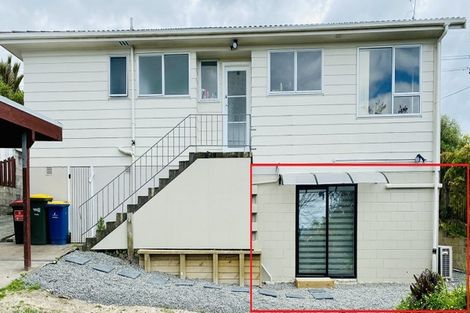 Photo of property in 28a Waimumu Road, Massey, Auckland, 0614