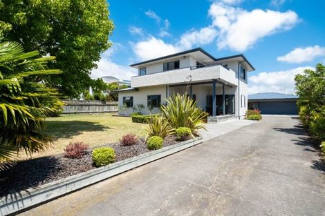 Photo of property in 8 Fulford Road, Havelock North, 4130