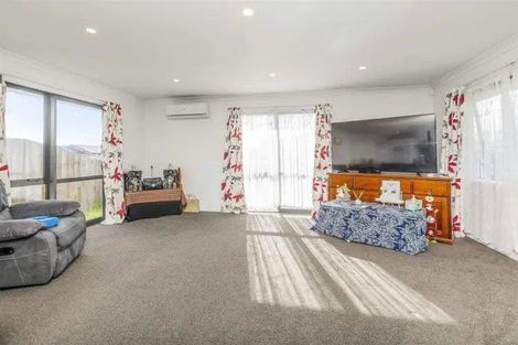 Photo of property in 5 Matawai Puna Drive, Pukekohe, 2120