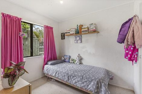 Photo of property in 1/45 Withers Road, Glen Eden, Auckland, 0602
