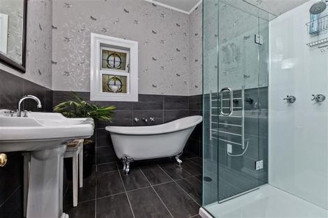 Photo of property in 17 Calliope Road, Devonport, Auckland, 0624