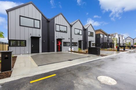 Photo of property in 11 Raeble Walkington Lane, Wallaceville, Upper Hutt, 5018