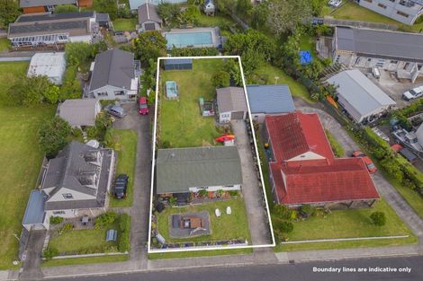 Photo of property in 29 Robinson Road, Whitianga, 3510