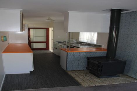 Photo of property in 28 Glynnbrooke Street, Te Atatu South, Auckland, 0610