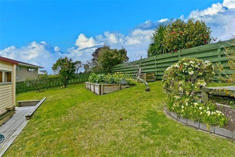 Photo of property in 18 Lingham Crescent, Torbay, Auckland, 0630