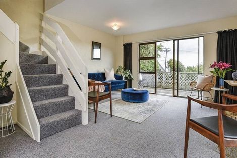 Photo of property in 12 Handley Avenue, Narrow Neck, Auckland, 0624