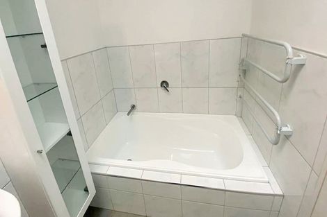 Photo of property in 90 Huxley Street, Sydenham, Christchurch, 8023