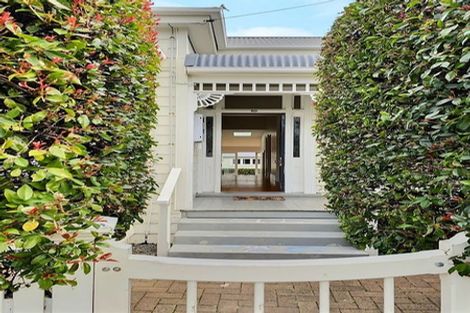 Photo of property in 167 Victoria Road, Devonport, Auckland, 0624