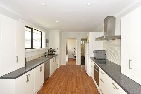 Photo of property in 21 Barnes Road, Redwood, Christchurch, 8051