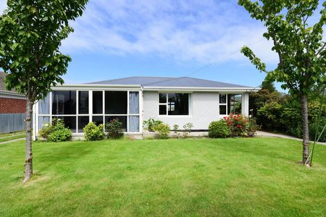 Photo of property in 43 Harris Street, Waimate, 7924