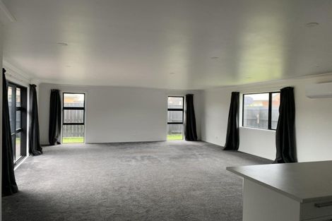 Photo of property in 19b Chestnut Close, Kelvin Grove, Palmerston North, 4414