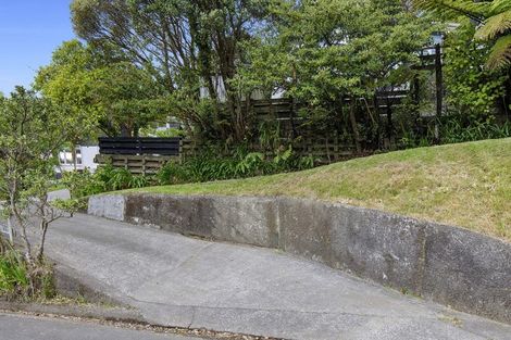 Photo of property in 14 Willcox Grove, Naenae, Lower Hutt, 5011