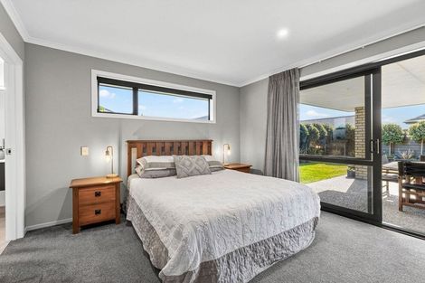 Photo of property in 14 Webber Street, Cambridge, 3434