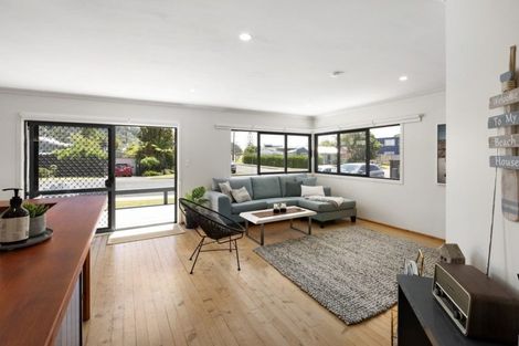 Photo of property in 17 Brighton Road, Waihi Beach, 3611