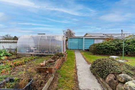 Photo of property in 6 Cross Street, Milton, 9220