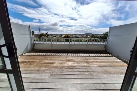 Photo of property in 1b/3 Keystone Avenue, Mount Roskill, Auckland, 1041