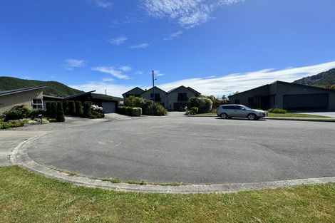 Photo of property in 7 Nautique Place, Waikawa, Picton, 7220
