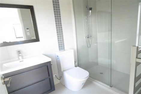 Photo of property in 39b Edgeworth Road, Glenfield, Auckland, 0629