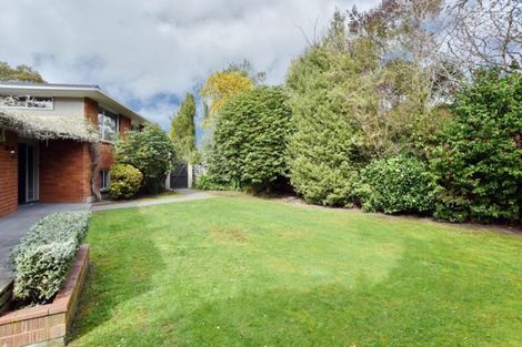 Photo of property in 36 Highfield Place, Avonhead, Christchurch, 8042