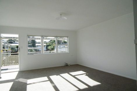 Photo of property in 170c Queen Street, Northcote Point, Auckland, 0627