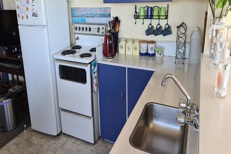 Photo of property in 7 Kaihika Street, Kaka Point, Balclutha, 9271