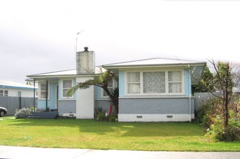 Photo of property in 411 Huia Street, Camberley, Hastings, 4120
