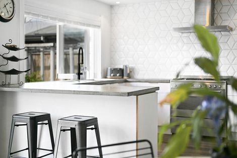 Photo of property in 182 Nixon Street, Hamilton East, Hamilton, 3216