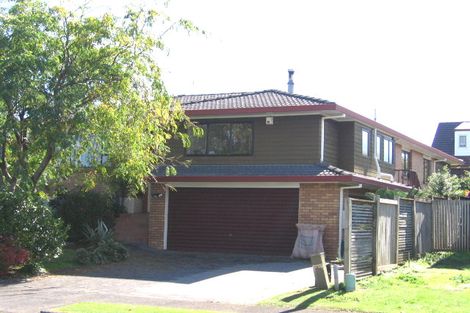 Photo of property in 23 Cornelian Crescent, Half Moon Bay, Auckland, 2012