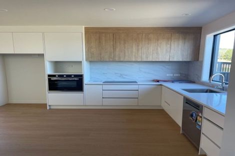 Photo of property in 77 Taukahiwi Road, Pukekohe, 2120