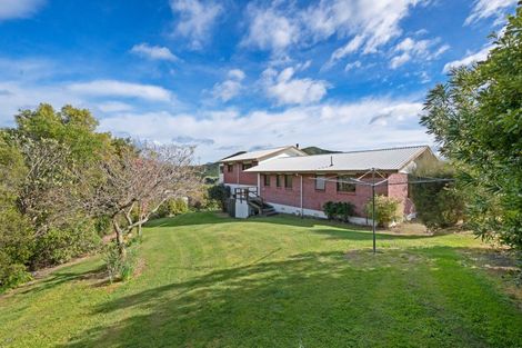 Photo of property in 6 Moana View Road, Waikawa, Picton, 7220