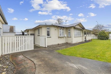 Photo of property in 58 Featherston Street, Takaro, Palmerston North, 4412