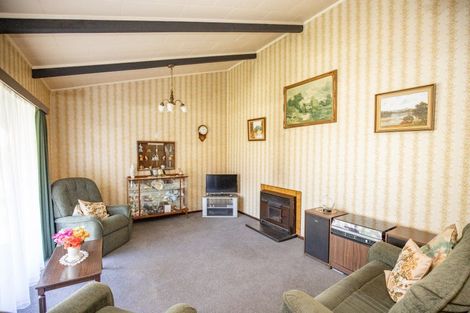 Photo of property in 10 Pinnock Place, Ngatea, 3503