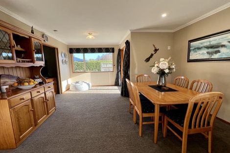 Photo of property in 32 Raeburn Avenue, Otatara, Invercargill, 9879