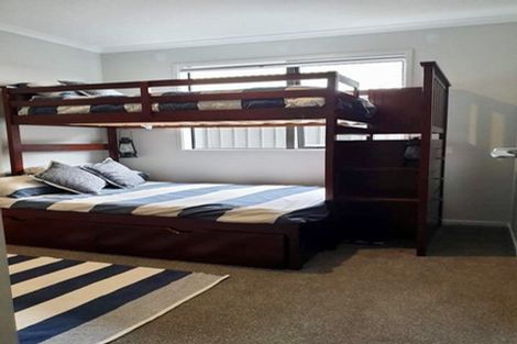 Photo of property in 16 Bridle Way, Omokoroa, 3114