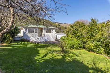 Photo of property in 11 Winara Avenue, Waikanae, 5036