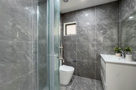 Photo of property in 28 Lincoln Road, Manurewa East, Auckland, 2102