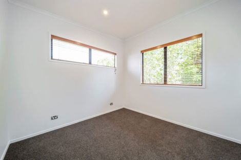 Photo of property in 28b Bayly Road, Moturoa, New Plymouth, 4310