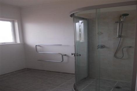 Photo of property in 23b Woodford Avenue, Henderson, Auckland, 0610