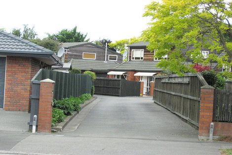 Photo of property in 100a Withells Road, Avonhead, Christchurch, 8042